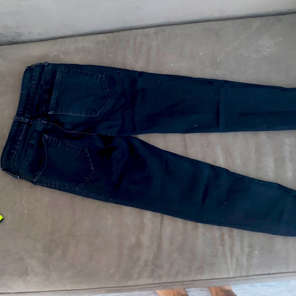 Black SO skinny jeans size 0x25